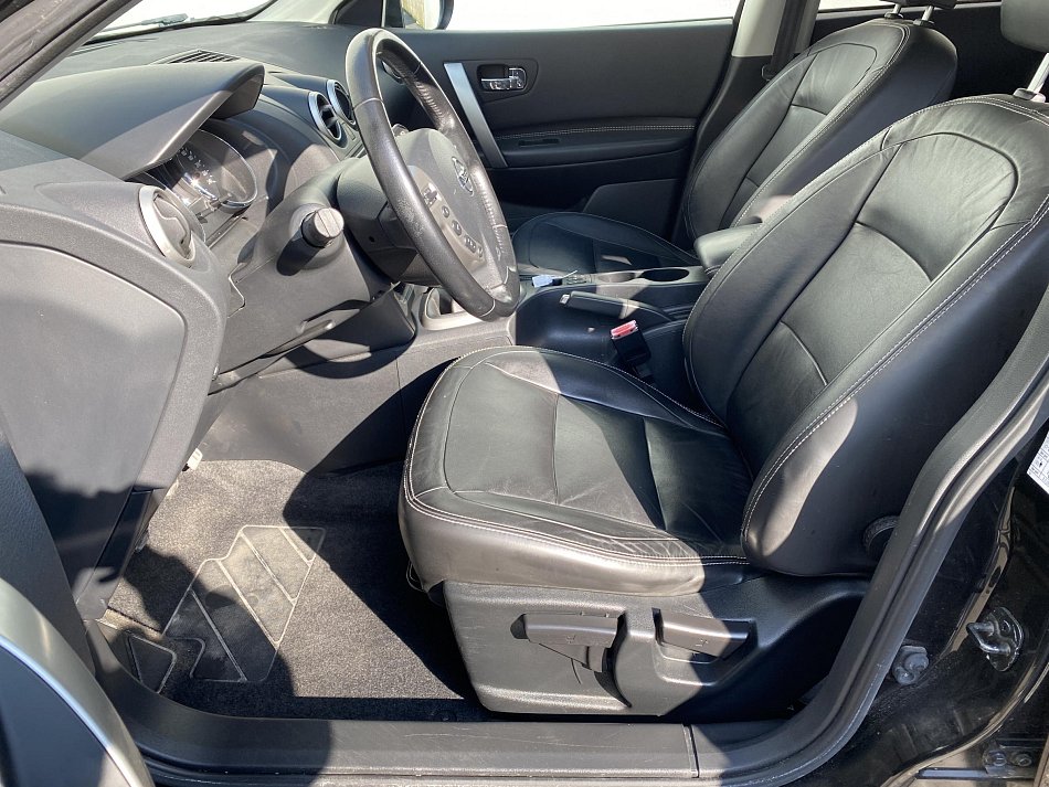 Nissan Qashqai 2.0i Tekna