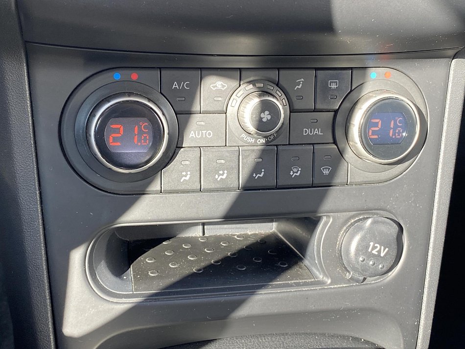 Nissan Qashqai 2.0i Tekna