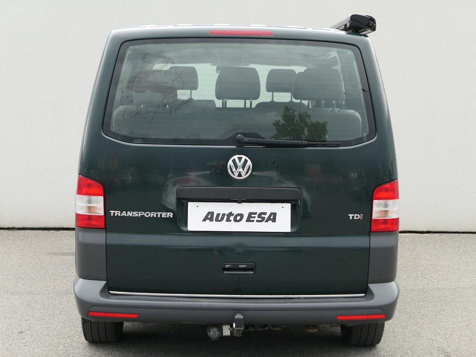 Volkswagen Transporter 2.0TDI  8míst