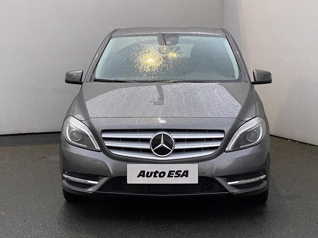 Mercedes-Benz Třída B 1.6i  B180