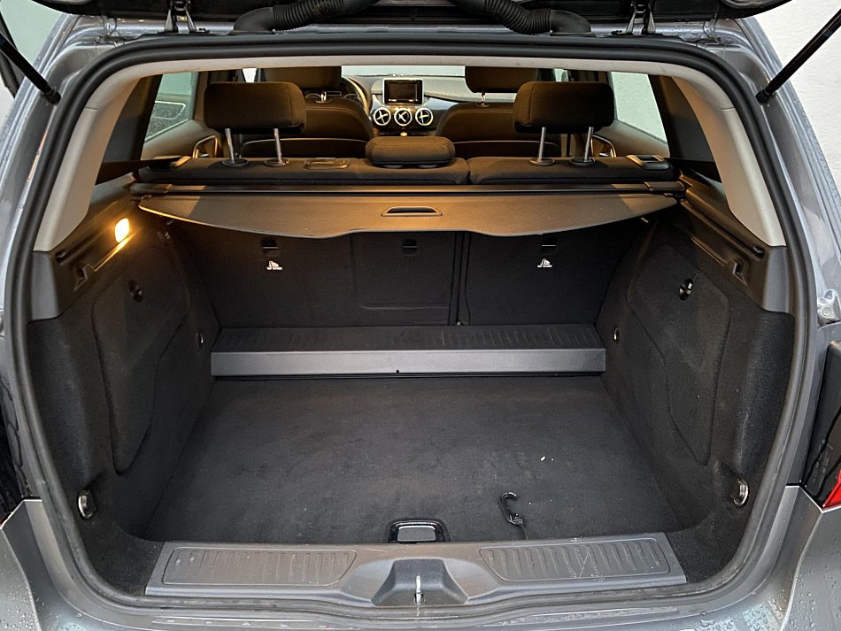 Mercedes-Benz Třída B 1.6i  B180