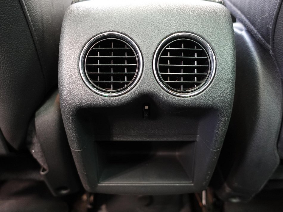 Peugeot 3008 1.6 HDi 