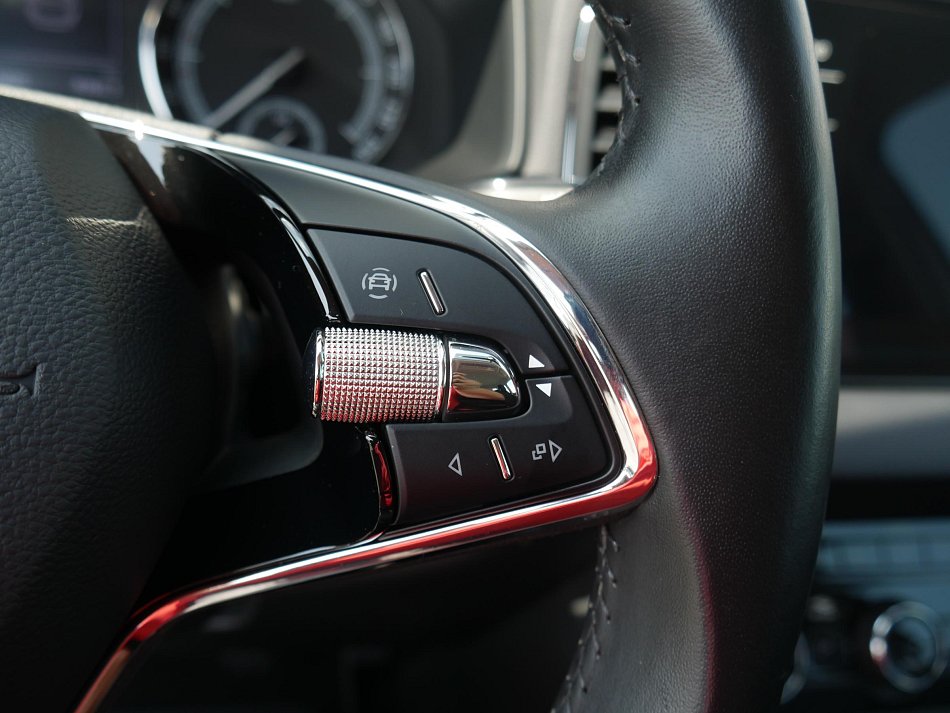 Škoda Karoq 1.0 TSi Ambition