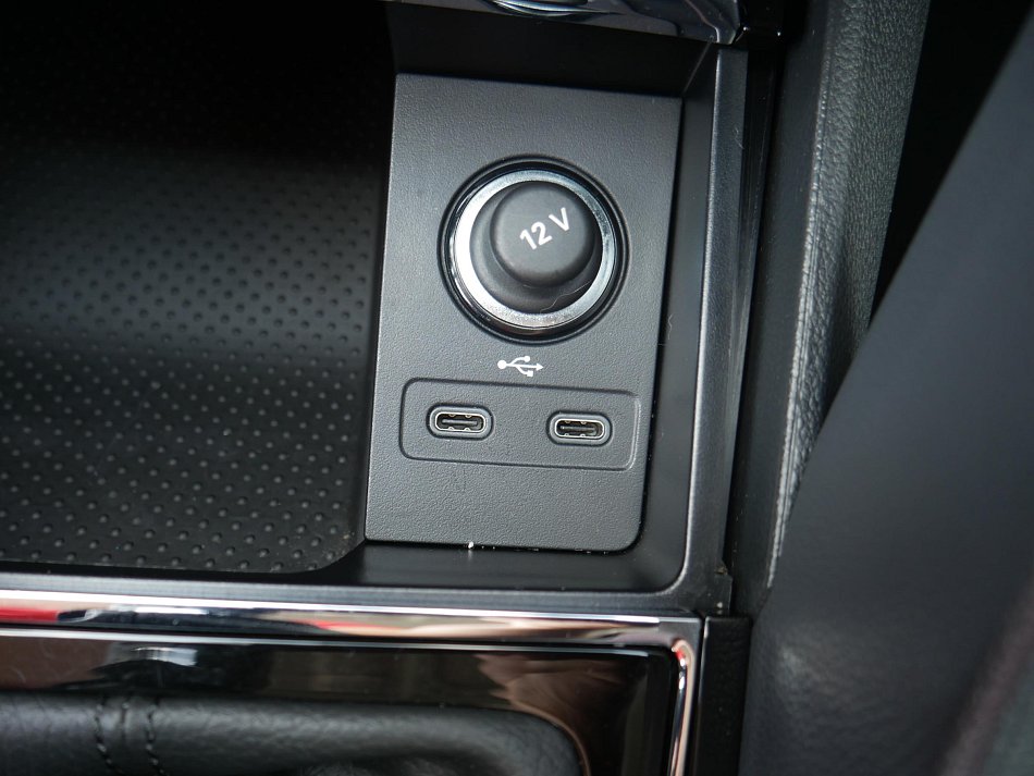 Škoda Karoq 1.0 TSi Ambition