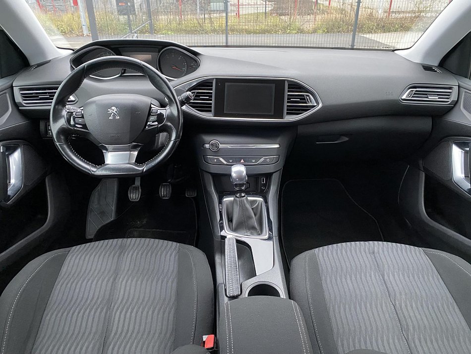 Peugeot 308 1.6 HDi 