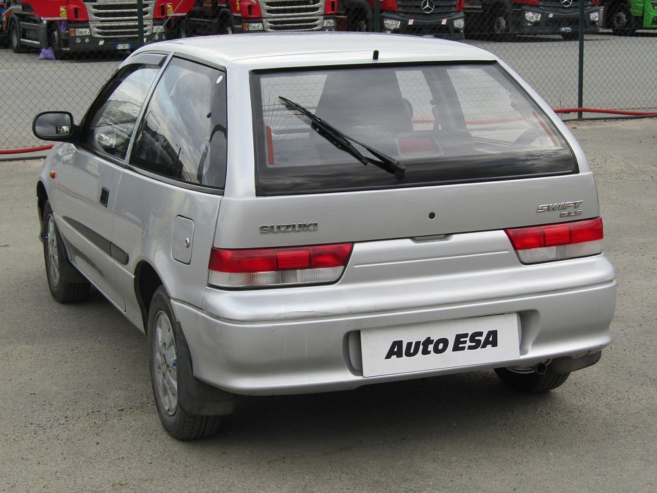 Suzuki Swift 1.3i 