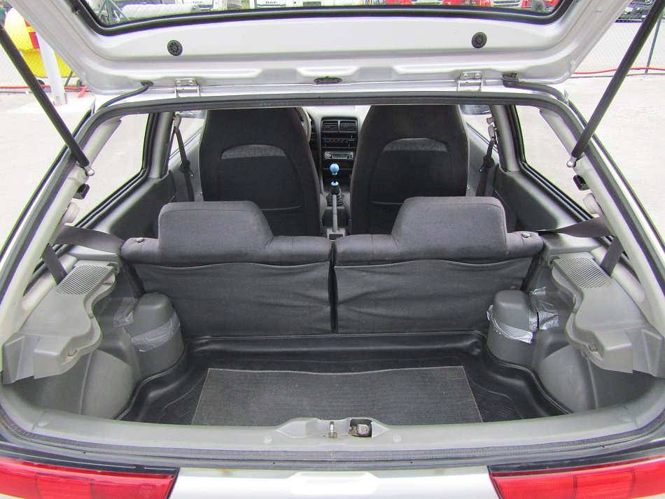 Suzuki Swift 1.3i 