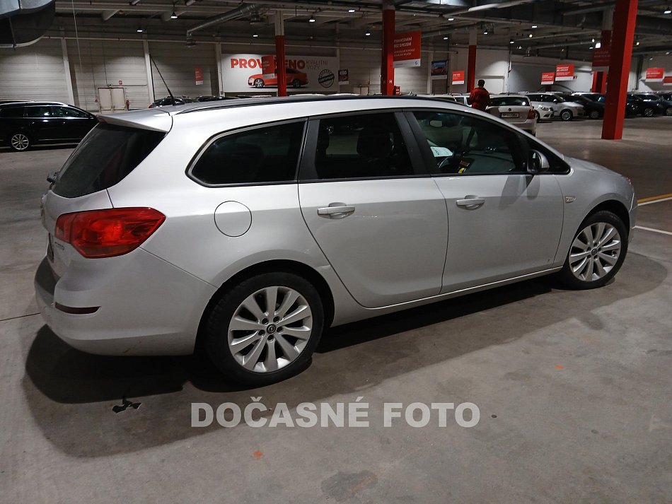 Opel Astra 1.4T 