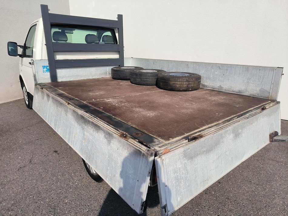 Volkswagen Transporter 1.9TDi  VALNÍK