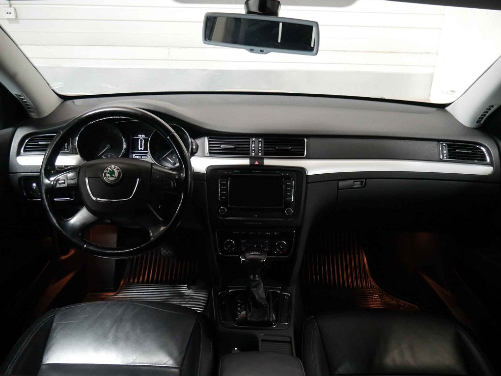 Škoda Superb II 2.0 TDi 