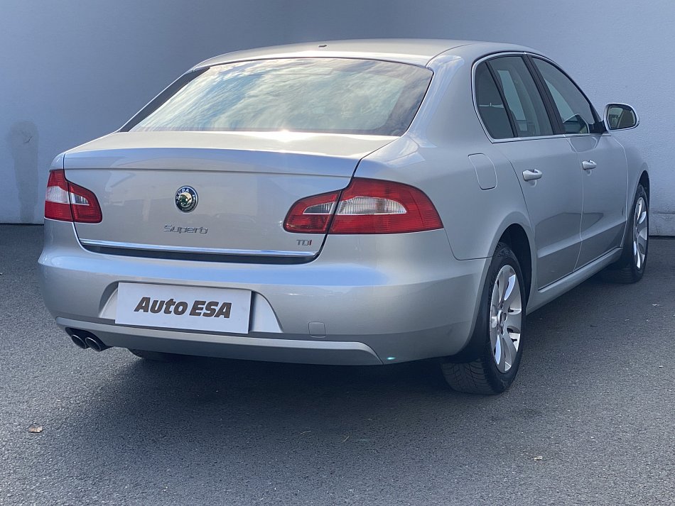 Škoda Superb II 2.0 TDi Ambition