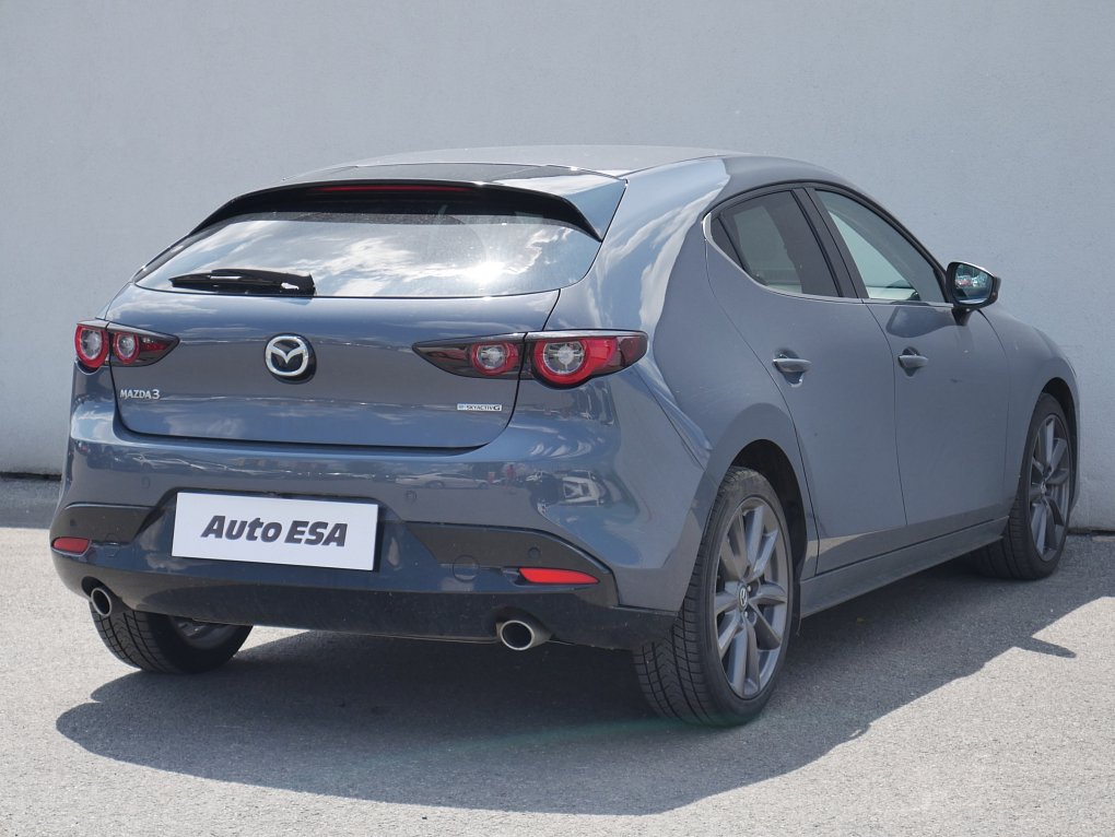 Mazda 3 2.0i Active