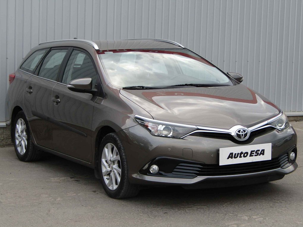 Toyota Auris 1.6VVT-i 