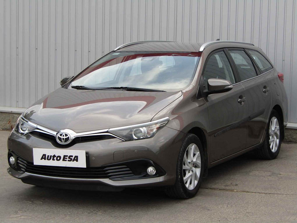 Toyota Auris 1.6VVT-i 