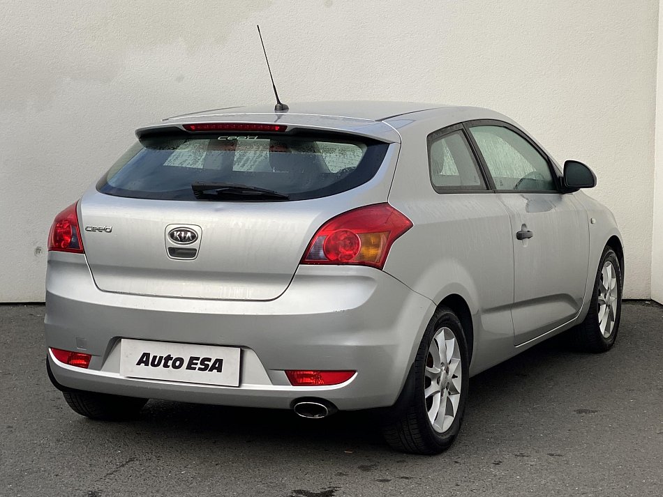 Kia Pro-Ceed 1.4i 