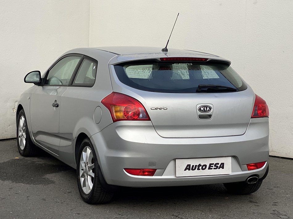 Kia Pro-Ceed 1.4i 
