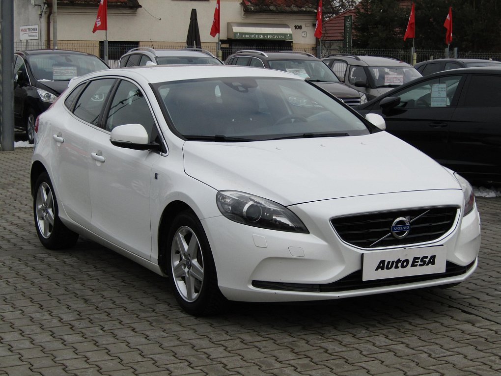 Volvo V40 2.0 D 