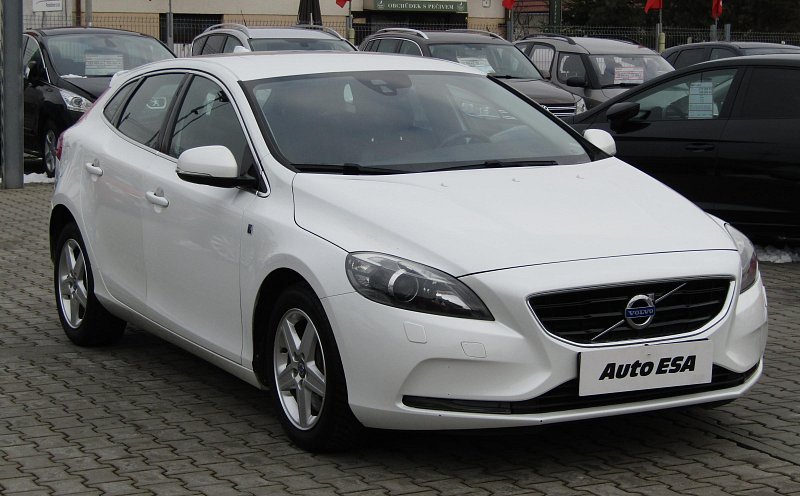 Volvo V40 2.0 D 