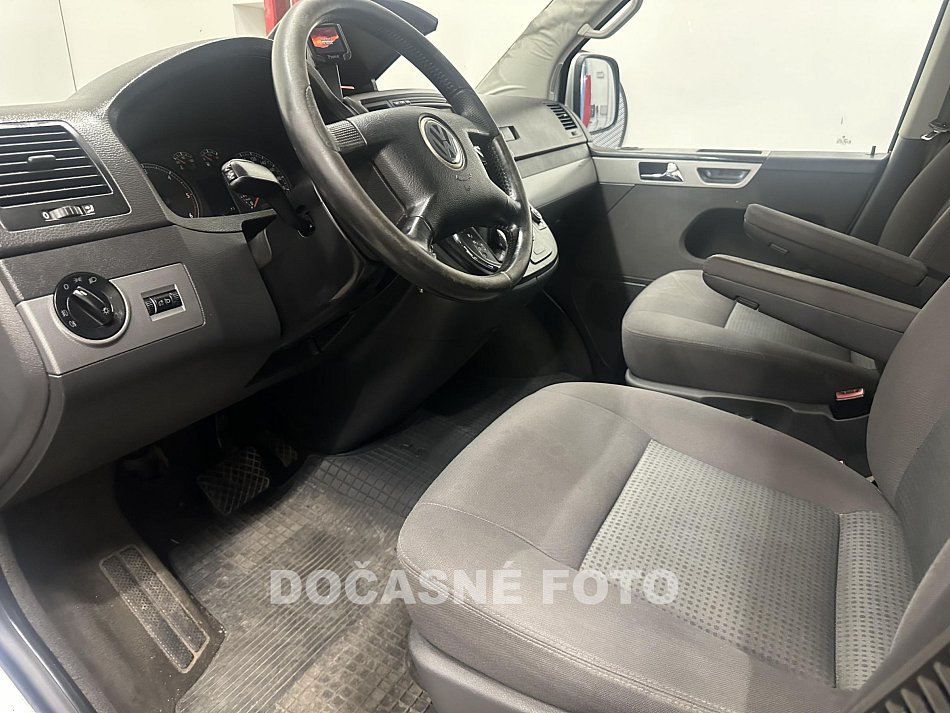 Volkswagen Multivan 2.5TDI 