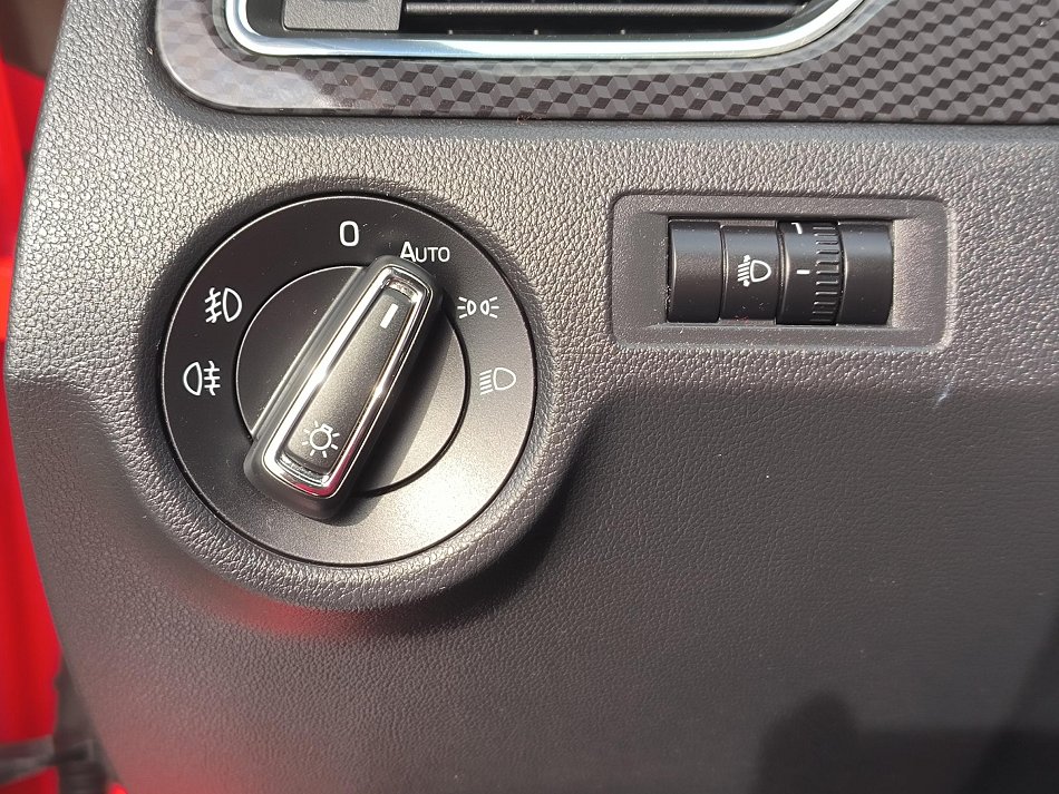 Škoda Rapid 1.0 TSi Monte Carlo