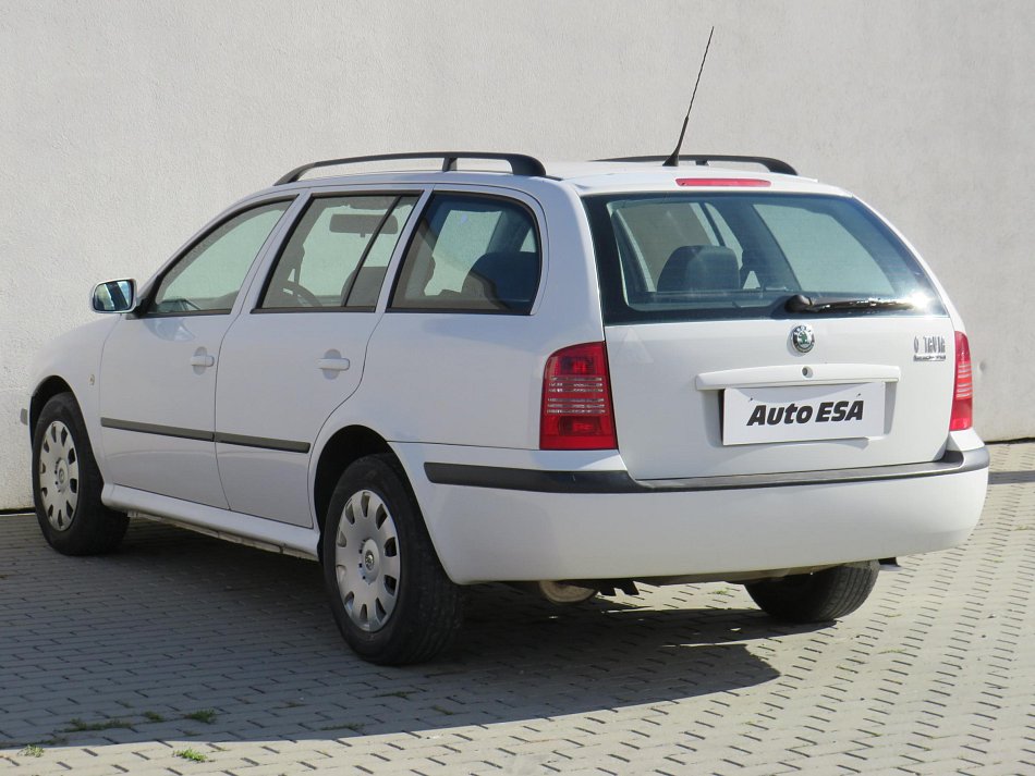 Škoda Octavia 1.6i Tour