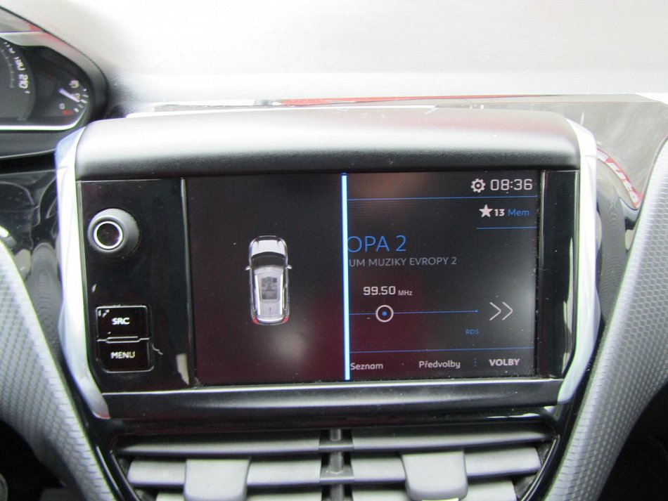 Peugeot 2008 1.2 i 