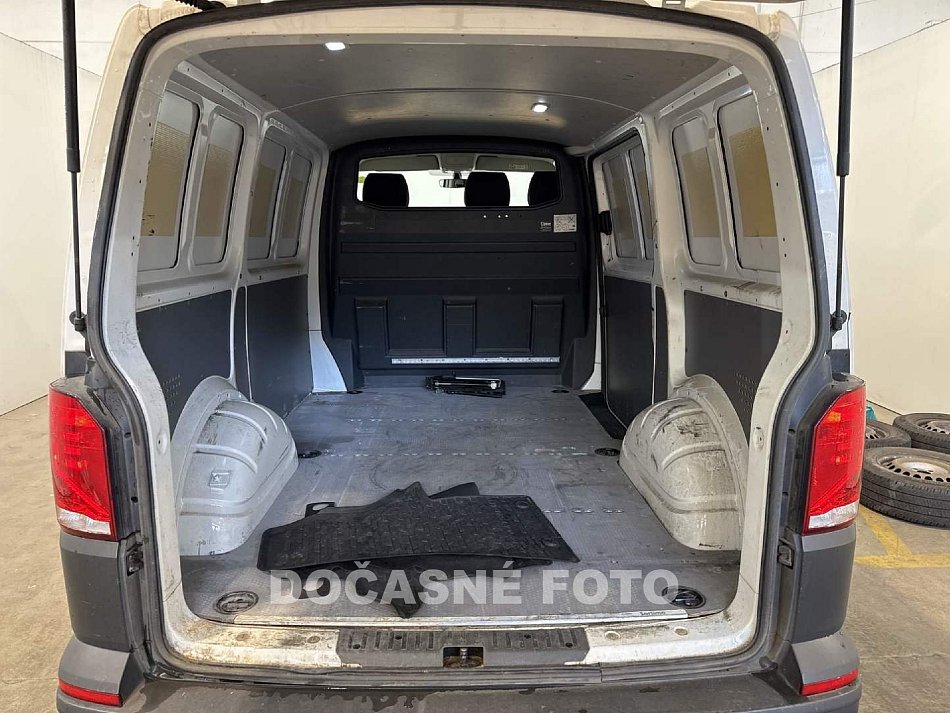 Volkswagen Transporter 2.0TDi  T6.1