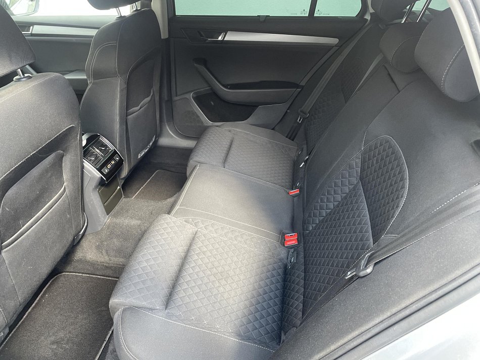 Škoda Superb III 2.0 TDi Style