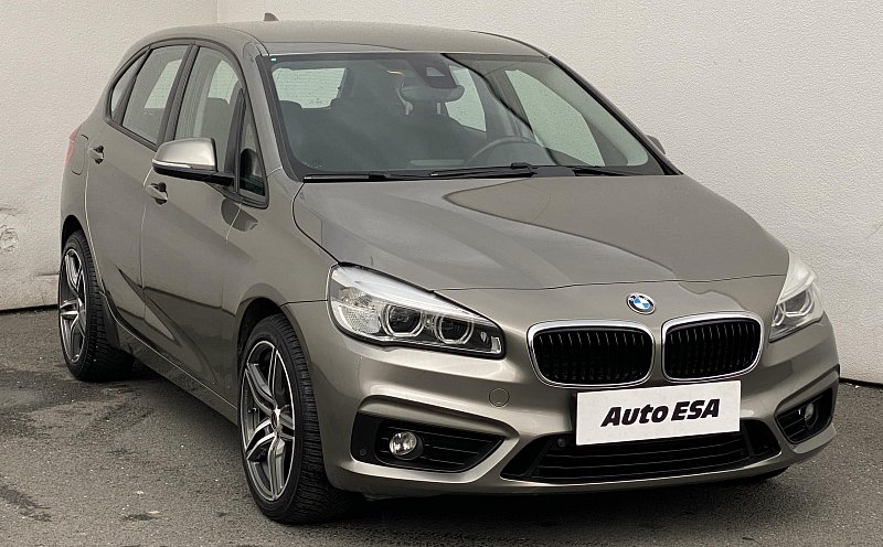 BMW Řada 2 2.0 D  218d