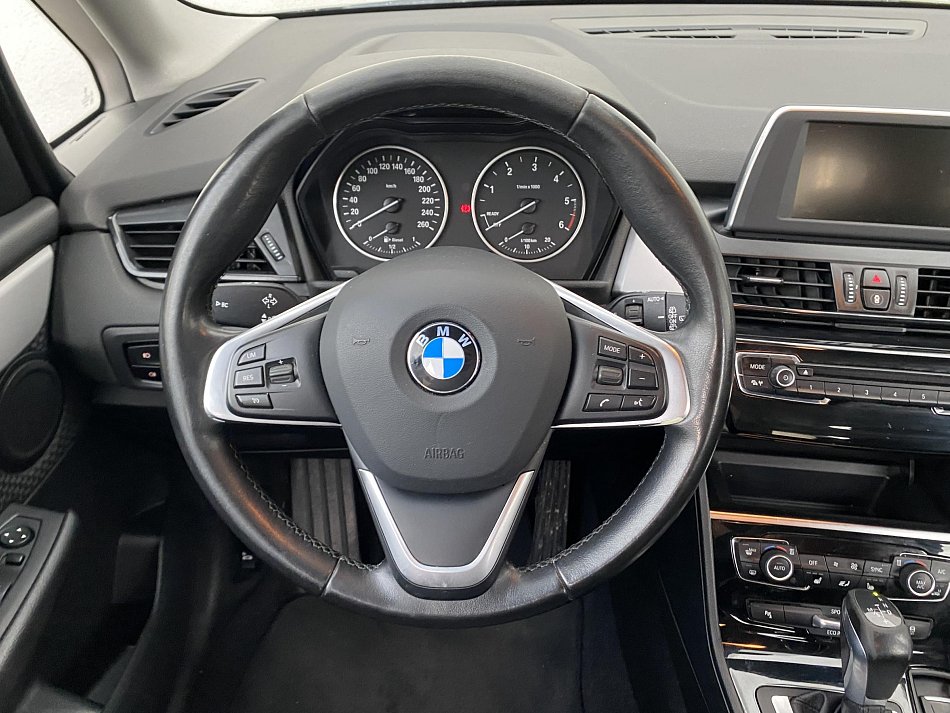 BMW Řada 2 2.0 D  218d