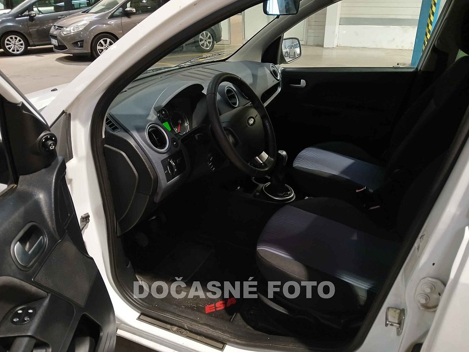 Ford Fusion 1.4i 