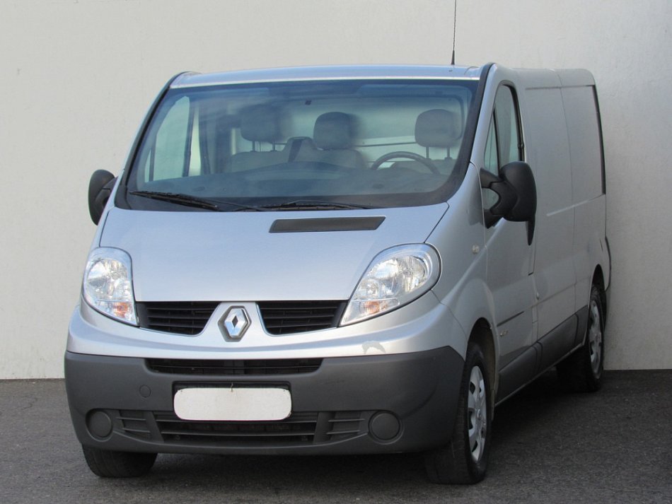 Renault Trafic 2.0 dci 