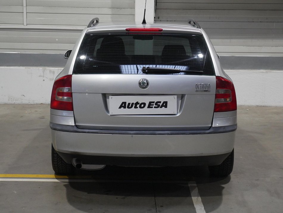 Škoda Octavia II 1.6i 