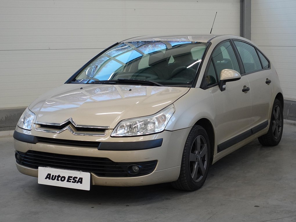 Citroën C4 1.4i 