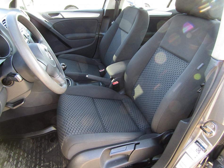 Volkswagen Golf 1.4i 