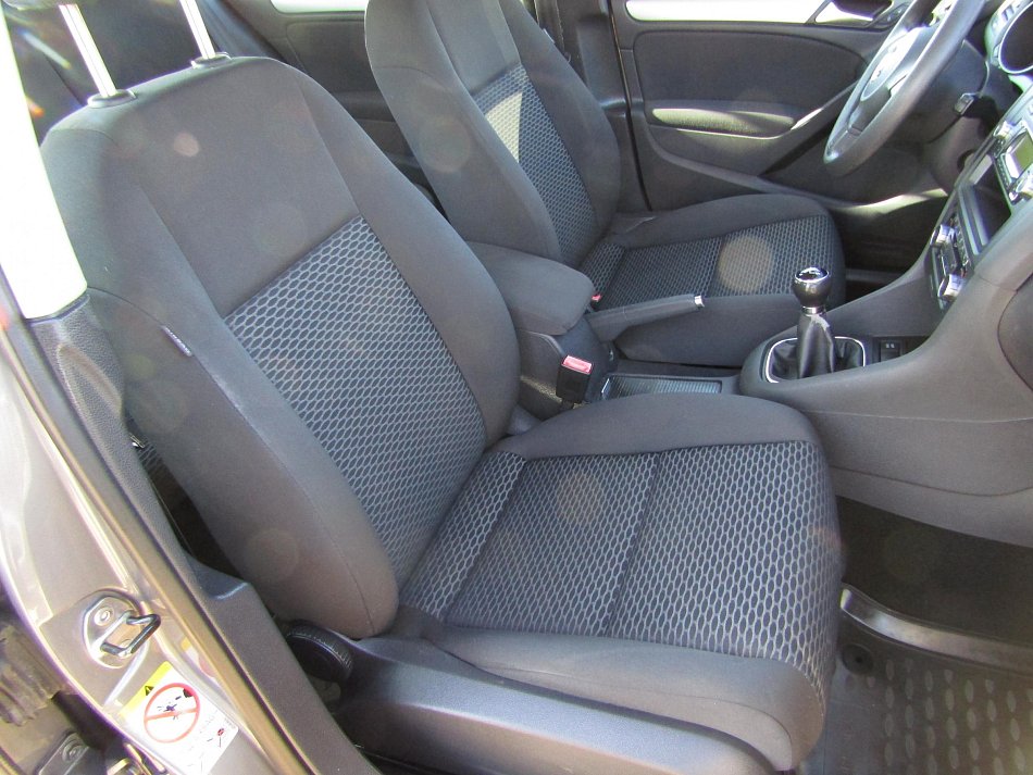 Volkswagen Golf 1.4i 