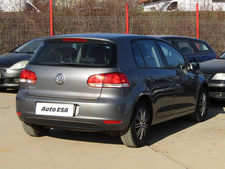 Volkswagen Golf 1.4i 
