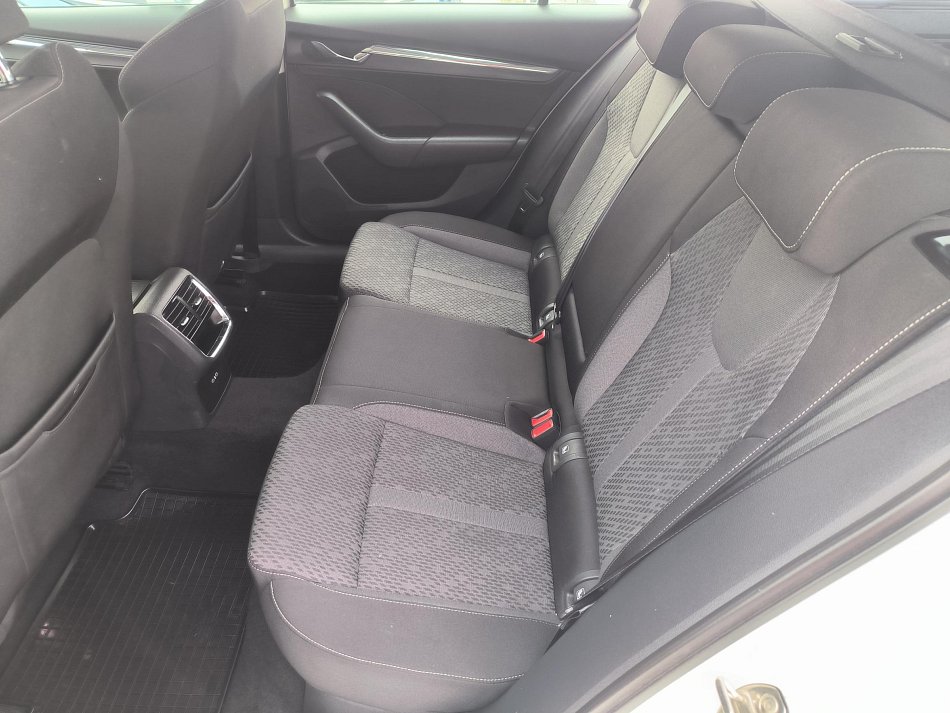 Škoda Octavia IV 2.0 TDi Style