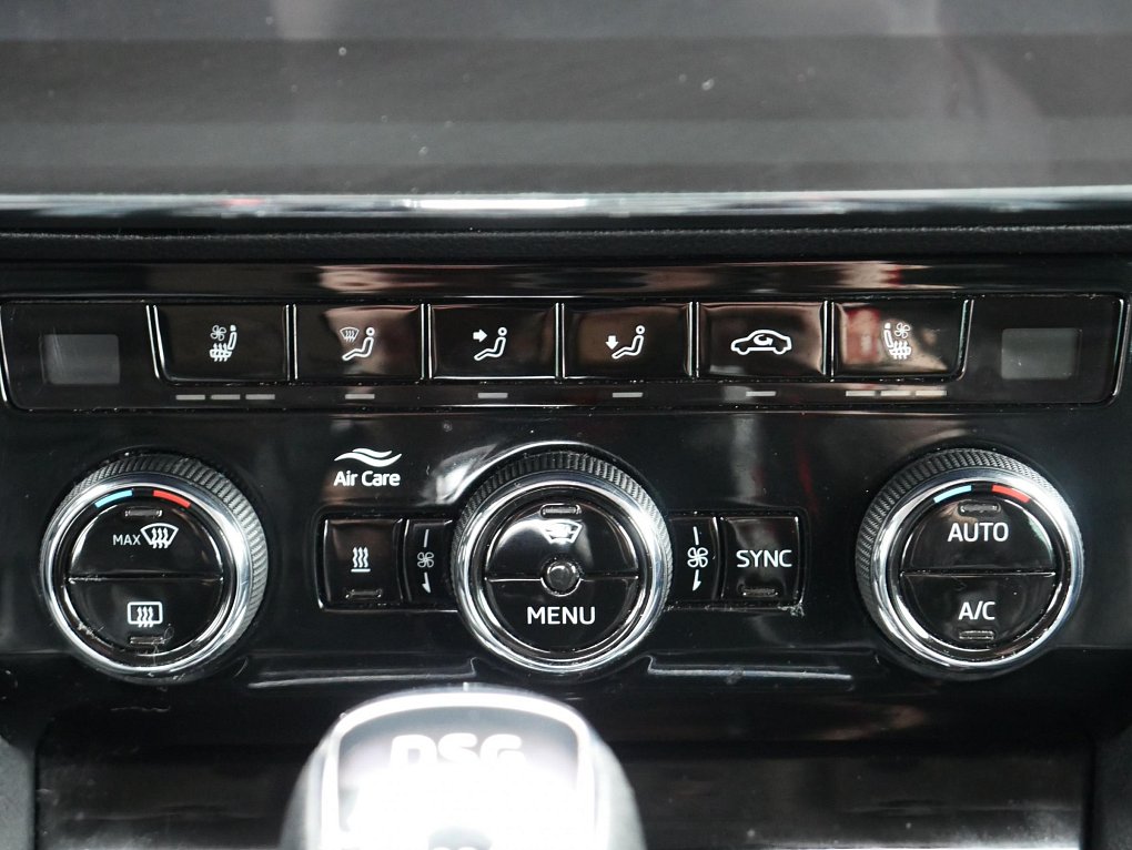 Škoda Superb III 2.0 TSi  4x4