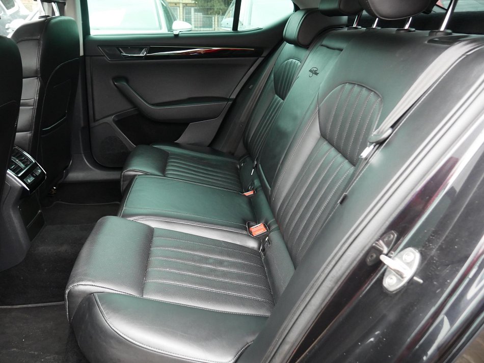 Škoda Superb III 2.0 TSi  4x4