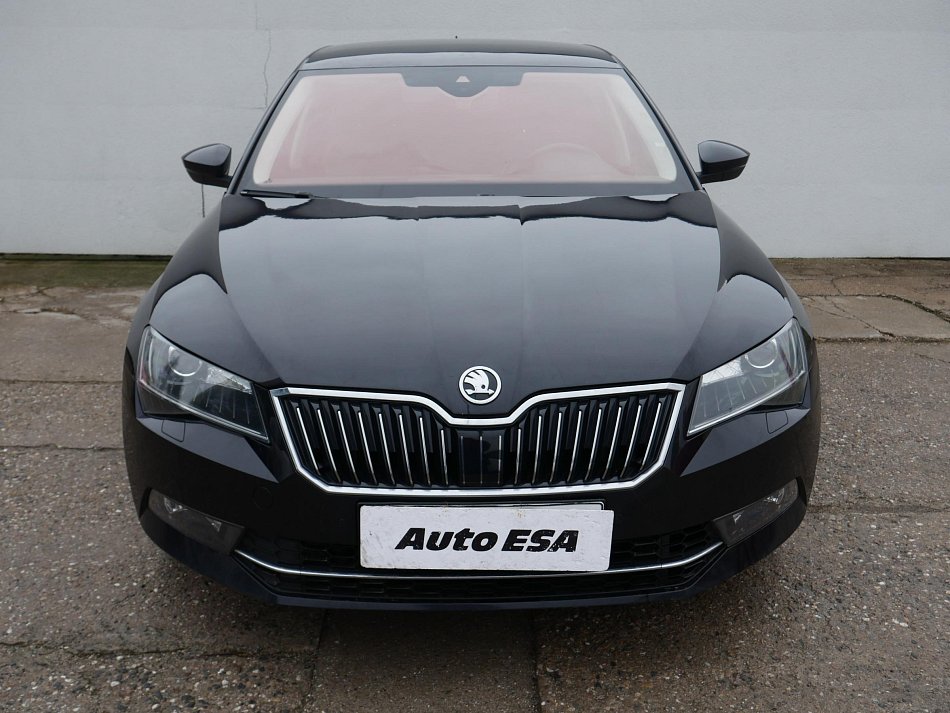 Škoda Superb III 2.0 TSi  4x4