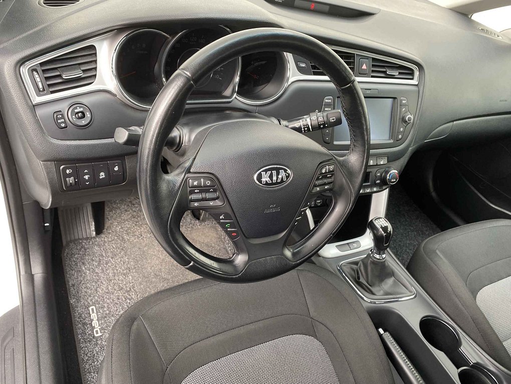 Kia Ceed 1.6 GDi 
