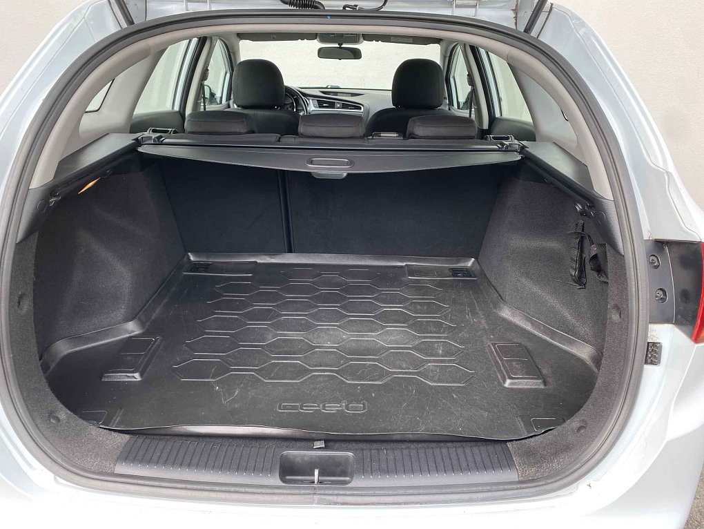 Kia Ceed 1.6 GDi 