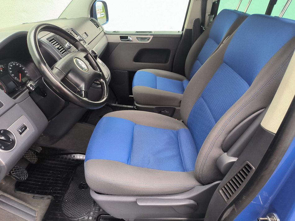 Volkswagen Multivan 2.5TDi 