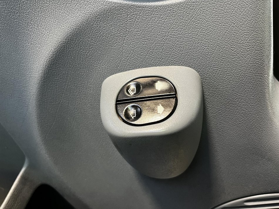 Ford Transit 2.2TDCi Trend L3H2 6míst