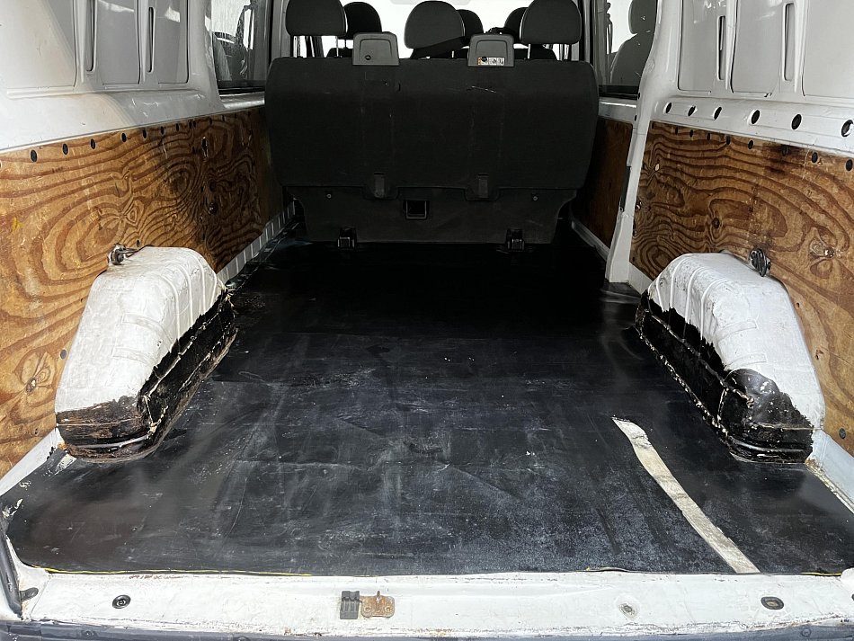 Ford Transit 2.2TDCi Trend L3H2 6míst