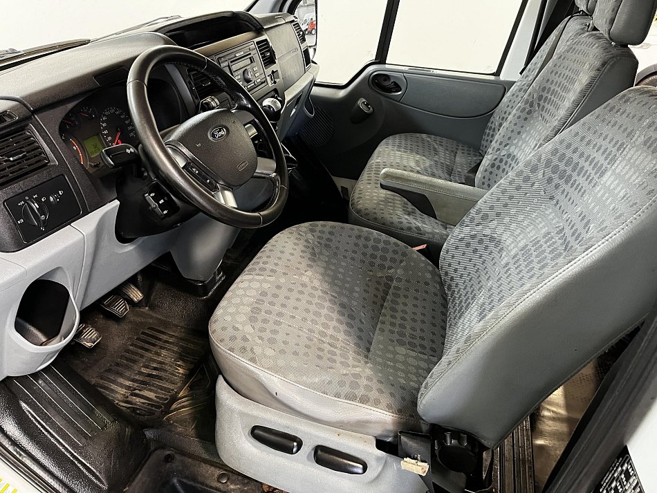 Ford Transit 2.2TDCi Trend L3H2 6míst
