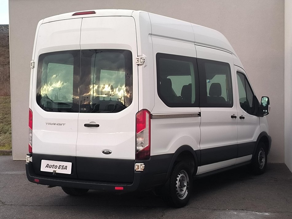 Ford Transit 2.2TDCi  L2H3 9míst