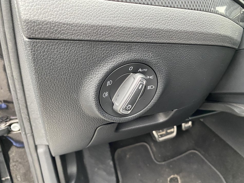 Škoda Superb III 2.0 TDi SportLine