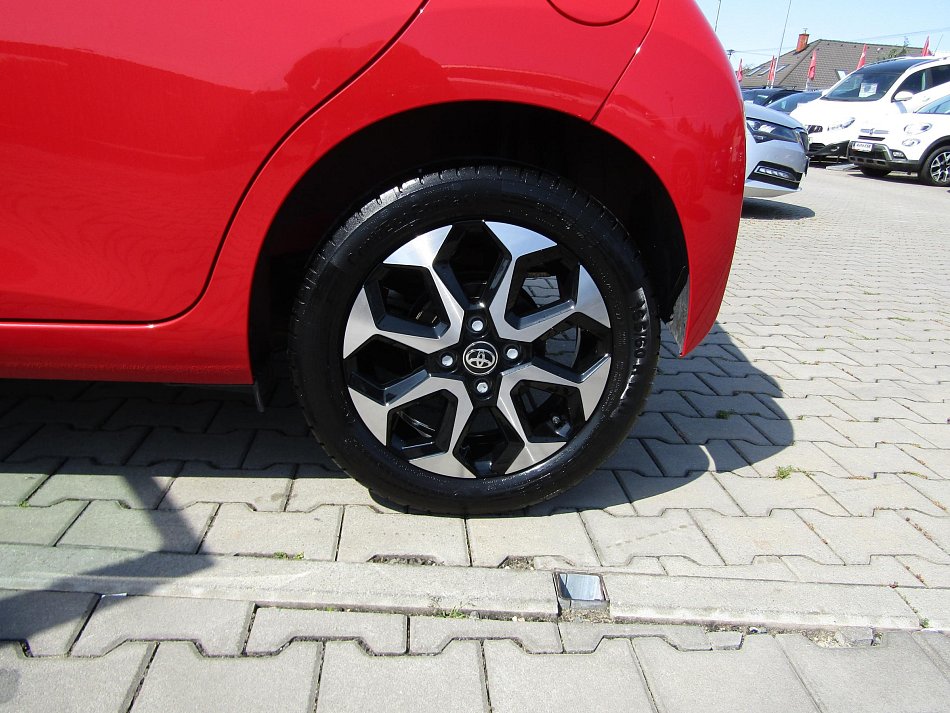 Toyota Aygo 1.0i 
